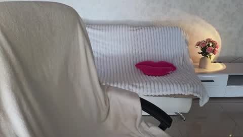 Baby emmaa online show from July 30, 10:00 am