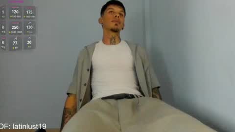 baby_gio online show from August 1, 6:14 pm