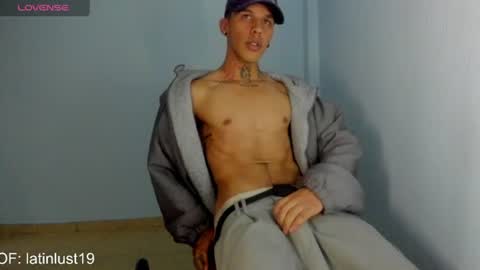 baby_gio online show from August 6, 4:39 pm
