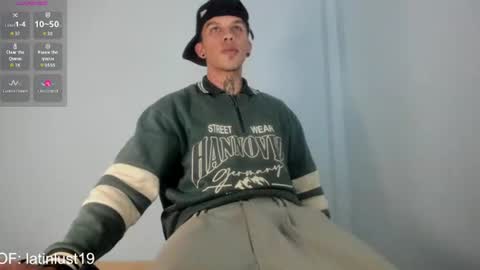 baby_gio online show from August 17, 12:15 am