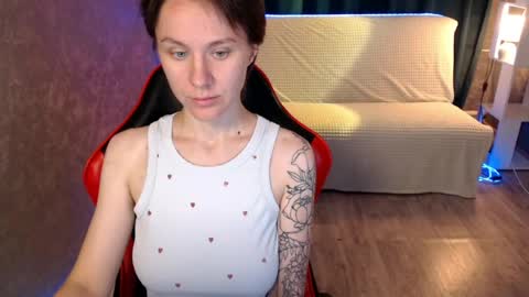 baby_kitte online show from August 6, 4:00 am
