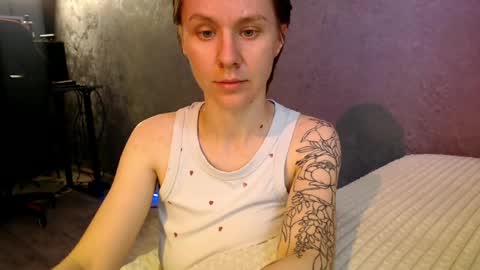 baby_kitte online show from August 6, 8:24 am