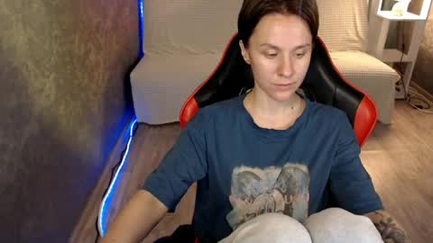 baby_kitte online show from August 7, 9:31 am