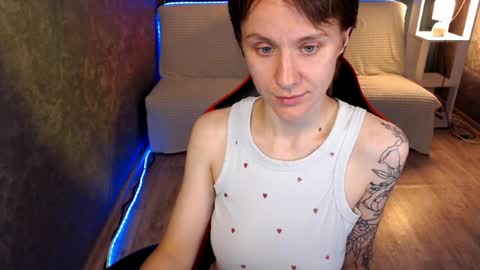 baby_kitte online show from August 8, 9:09 am