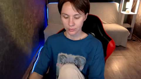 baby_kitte online show from August 10, 8:27 am