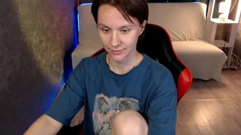 baby_kitte online show from August 11, 6:15 am