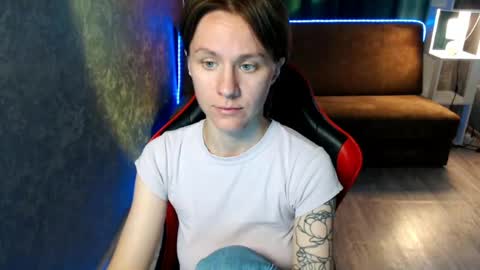 baby_kitte online show from August 13, 5:10 am