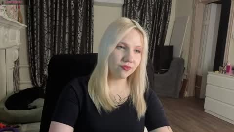 Margo online show from August 8, 5:13 pm