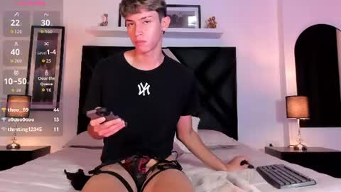 baby_noaht online show from August 1, 1:33 am