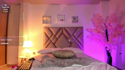 baby_noaht online show from August 15, 2:59 am