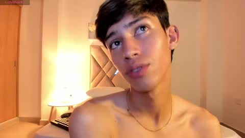 NOAHTT  online show from May 27, 1:18 am