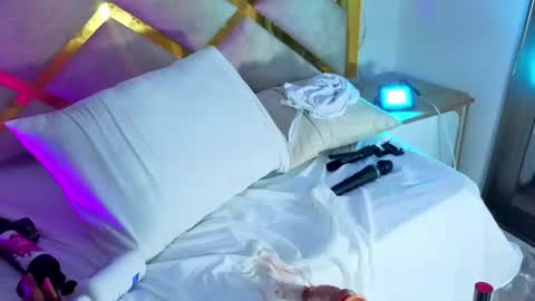 baby_scarleth_ online show from July 25, 5:00 am