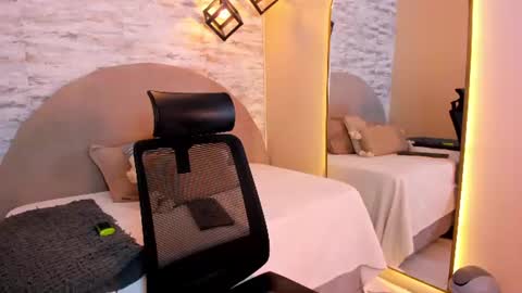 Emma baby online show from August 12, 5:10 am