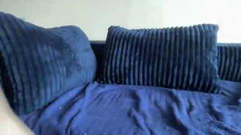 babybleu111 online show from July 31, 10:37 pm