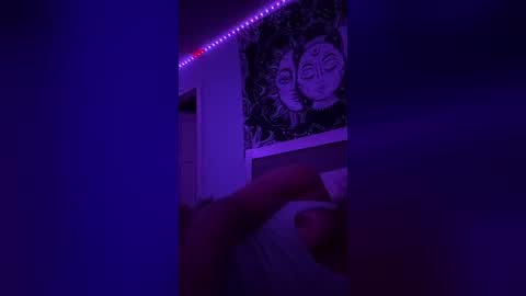 babycake792 online show from August 9, 3:40 am