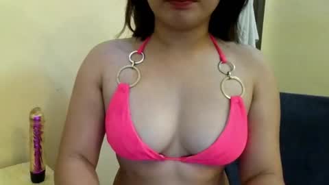 babyyolly online show from July 10, 3:18 pm