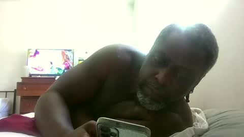 bad_apple_38177 online show from August 9, 6:31 pm