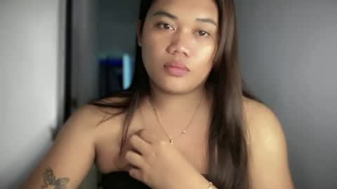 AMARA - FOLLOW ME AND THUMBS UP online show from August 2, 8:05 pm