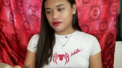 AMARA - FOLLOW ME AND THUMBS UP online show from August 15, 2:48 am