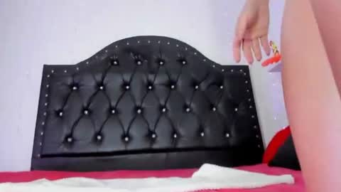 Victoria online show from August 14, 5:49 pm
