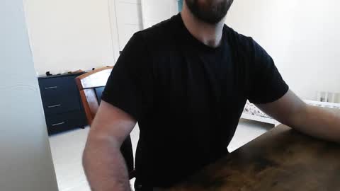 baddboy24777 online show from May 19, 9:48 pm
