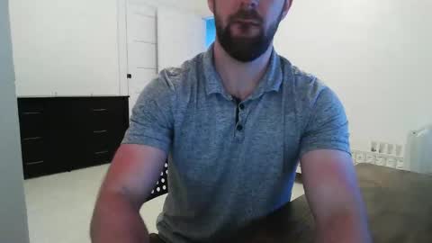 baddboy24777 online show from June 1, 5:27 pm