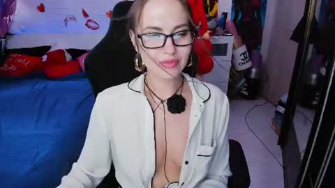 badnikkiy online show from August 2, 2:07 am