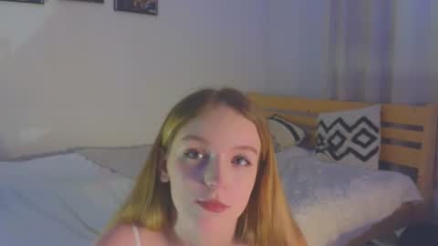 Kate online show from August 5, 7:23 pm
