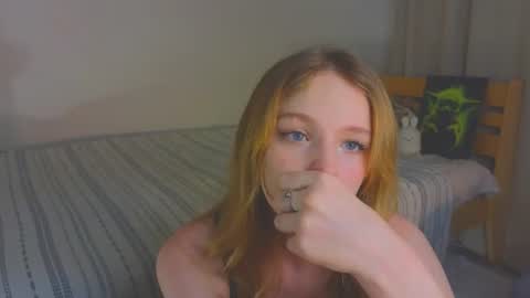 Kate online show from August 6, 7:24 pm