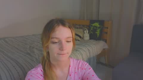 Kate online show from August 8, 5:13 pm