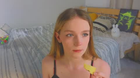Kate online show from August 15, 5:06 pm