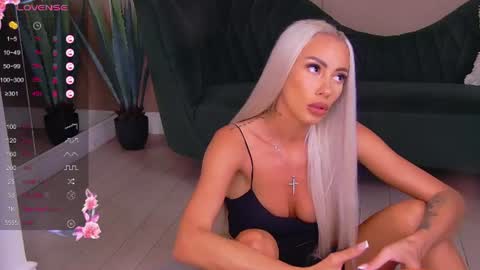 bailey_rush online show from August 7, 7:25 pm