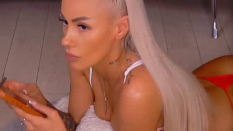 bailey_rush online show from August 12, 7:05 pm