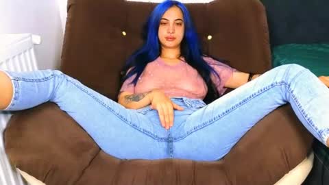 Amy online show from July 25, 8:07 am