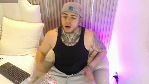 Daniel  online show from August 18, 4:18 am