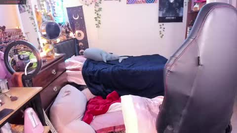 Bambi online show from April 25, 2:50 am