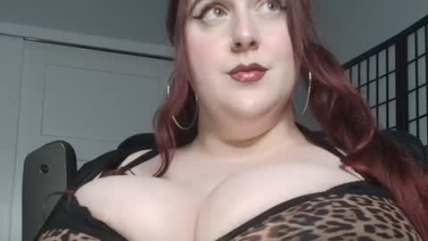 bambixxlynn online show from August 13, 2:36 am