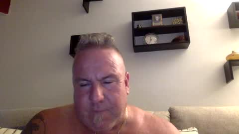 banana5289 online show from July 18, 4:30 pm