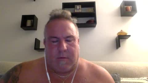 banana5289 online show from August 11, 11:45 am