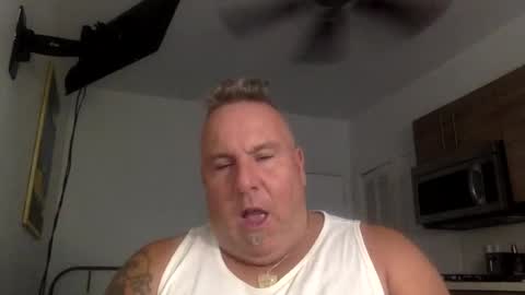 banana5289 online show from August 14, 9:51 pm