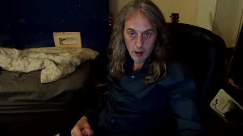 bangintoleather online show from August 1, 2:17 am
