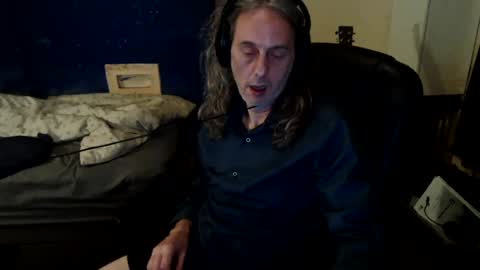 bangintoleather online show from August 1, 3:23 am