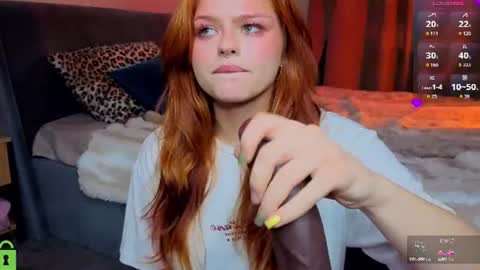 barbara_dunnn online show from July 29, 12:23 pm