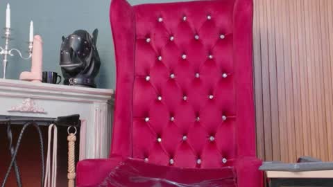I AM BARBARA  online show from August 8, 9:53 am