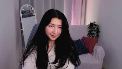 Hanami online show from April 28, 5:27 pm