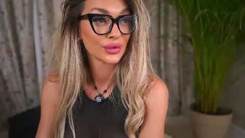  Ana  online show from July 15, 7:48 pm