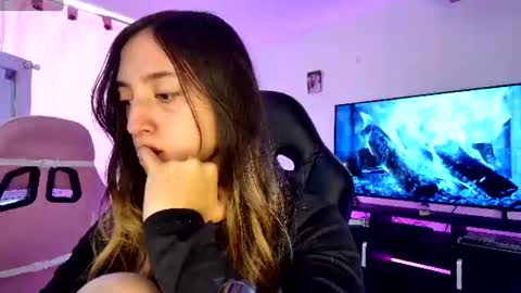 sexy Barbie online show from August 4, 4:59 pm