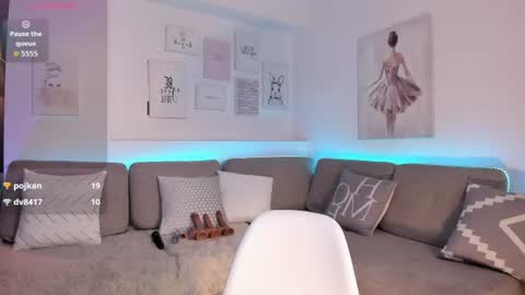 Barbara online show from August 14, 1:09 am