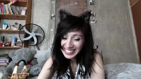 barbie_rococo online show from May 17, 11:28 pm