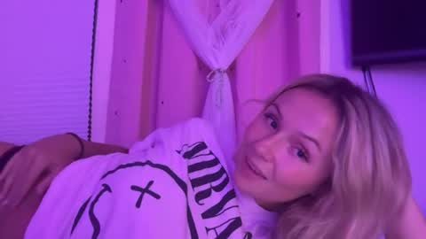 barbiebrittney online show from July 14, 1:22 am